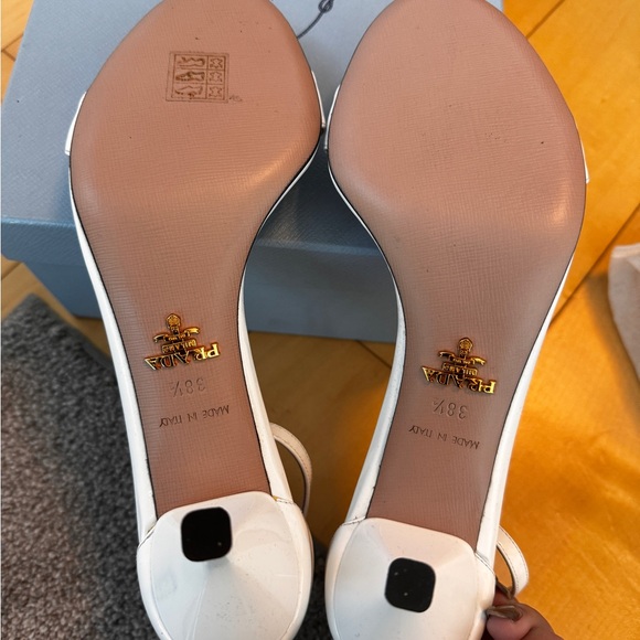 Prada Heels size 8.5 - Picture 3 of 7